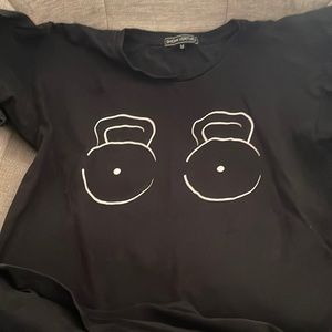 Shona Vertue M KettleBreasts tshirt in black.